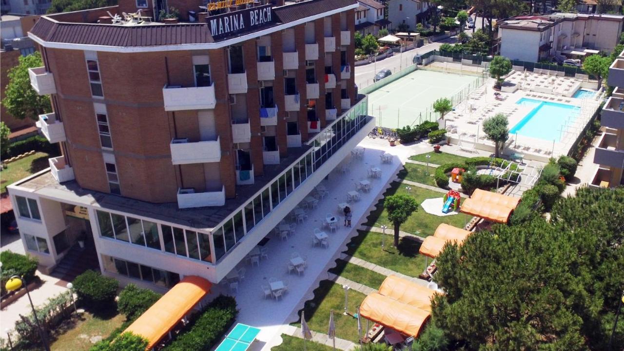 Hotel Marina Beach - Azzurro Club ราเวนนา ภายนอก รูปภาพ