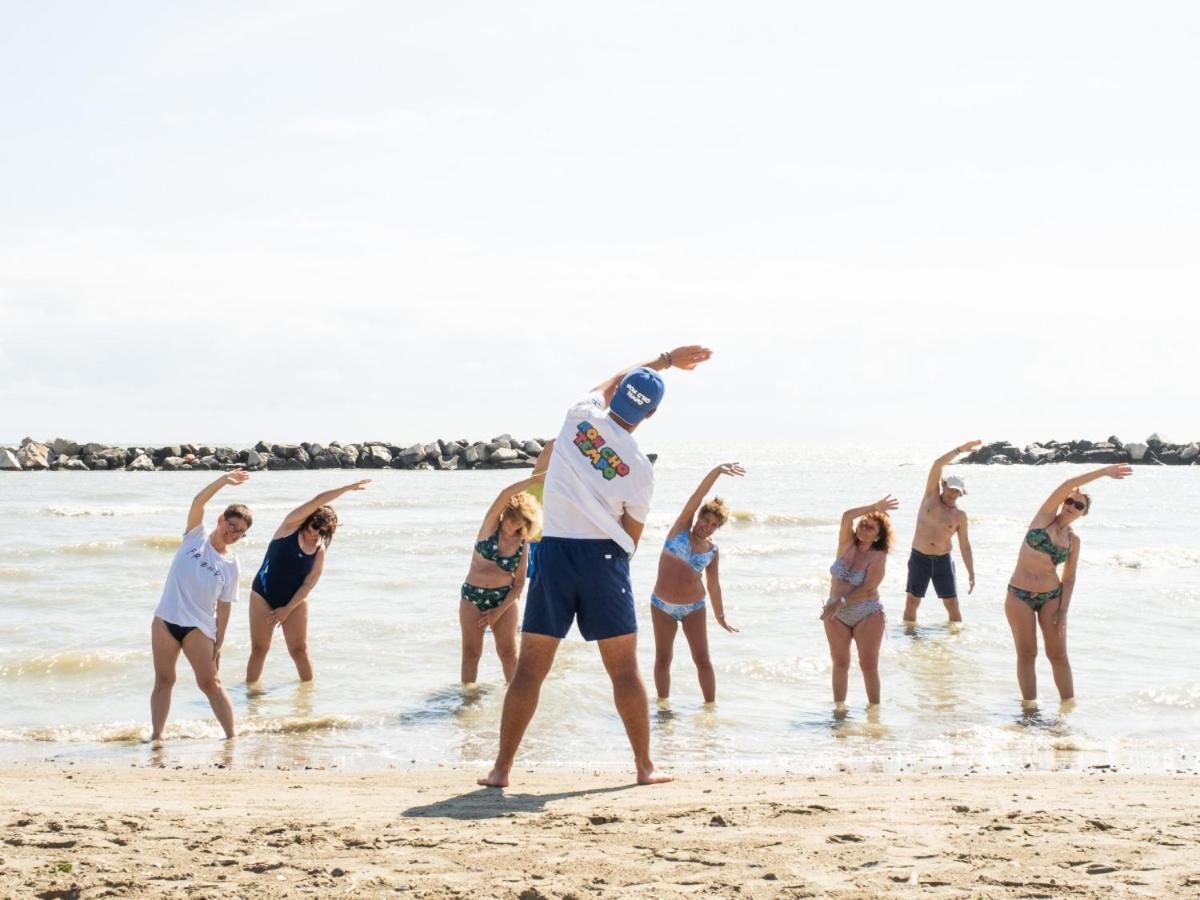 Hotel Marina Beach - Azzurro Club ราเวนนา ภายนอก รูปภาพ
