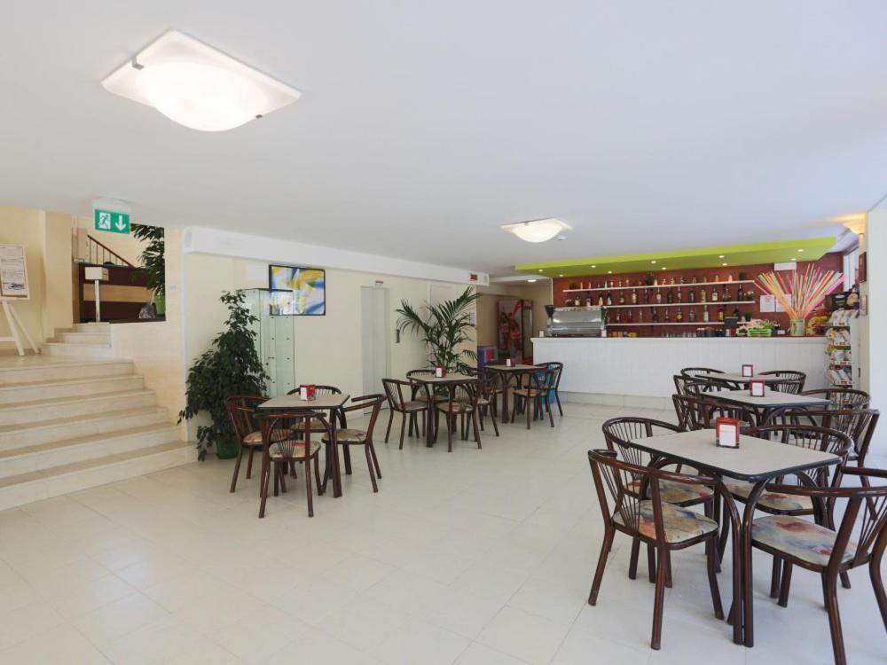 Hotel Marina Beach - Azzurro Club ราเวนนา ภายนอก รูปภาพ