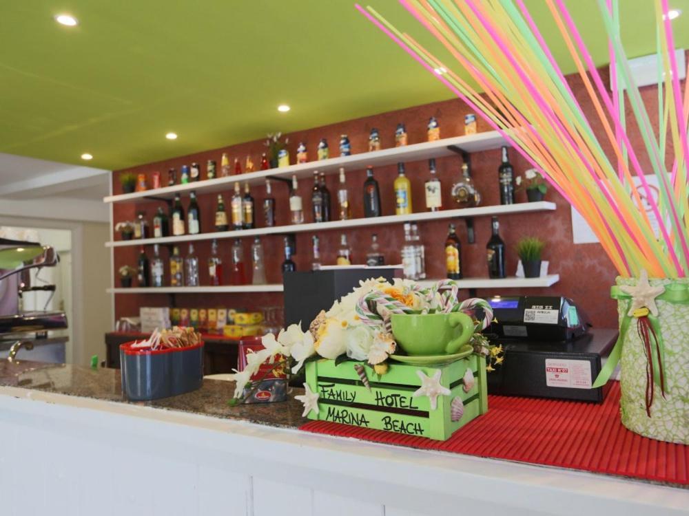 Hotel Marina Beach - Azzurro Club ราเวนนา ภายนอก รูปภาพ