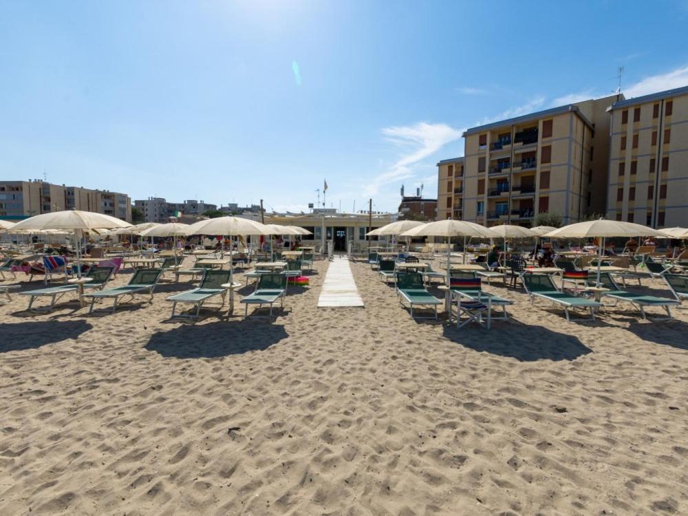 Hotel Marina Beach - Azzurro Club ราเวนนา ภายนอก รูปภาพ