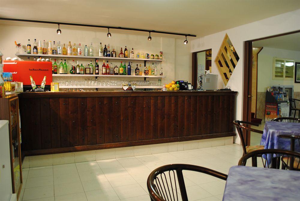 Hotel Marina Beach - Azzurro Club ราเวนนา ภายนอก รูปภาพ